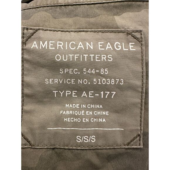 American Eagle Camo Button Up Jacket Size Small - Picture 4 of 7